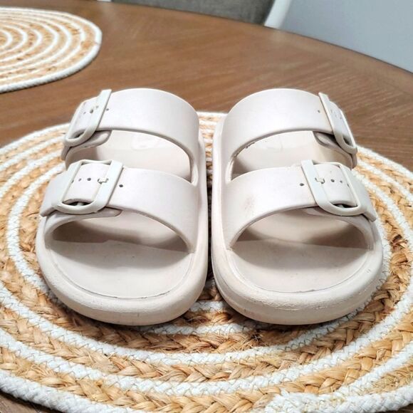 Zara Rubberized Double Buckled Cream Slide Sandals , Size 38 - Picture 2 of 6